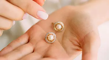 ارتفاع الطلب العالمي على المجوهرات المستوحاة من الطراز القديم بين جيل الألفية