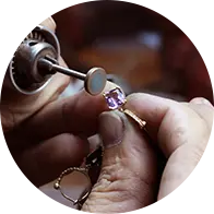 إنتاج المجوهرات