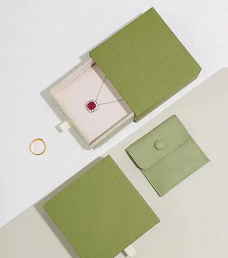 التعبئة والتغليف والشحن